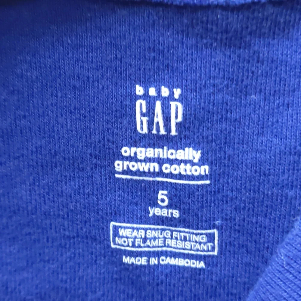 Size 5 Baby Gap cotton pajamas set Peace sign dog stripe print